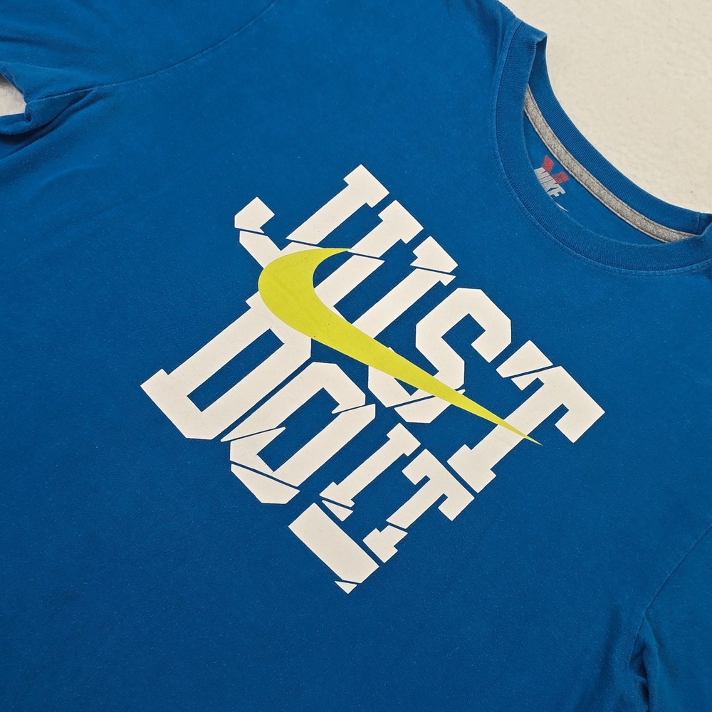 Nike Mens Just Do It Graphic T-Shirt Blue XL Regular Fit Cotton Short Sleeve Tee
